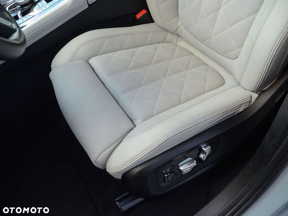 BMW X6 - 28
