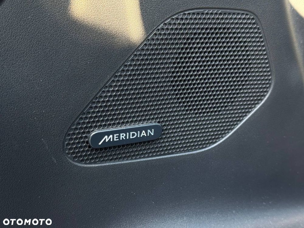 Jaguar F-Pace P250 AWD R-Dynamic S - 12