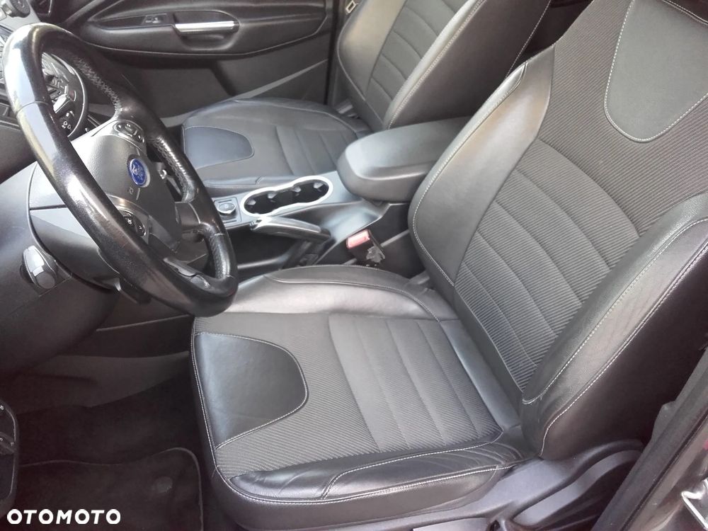 Ford Kuga 2.0 TDCi 2x4 Individual - 14