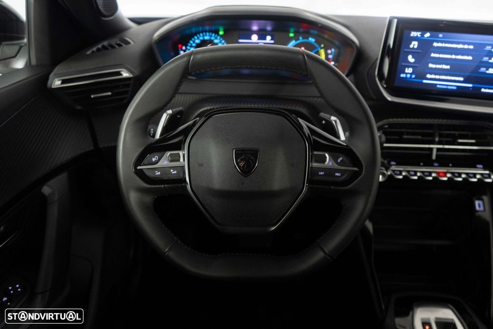 Peugeot 2008 1.2 Hybrid Style e-DCS6 - 27
