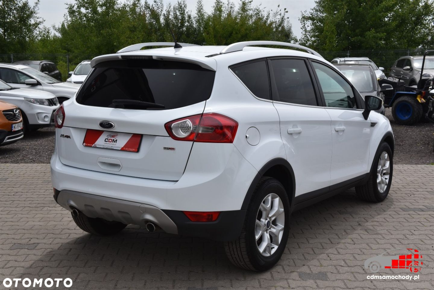 Ford Kuga - 10