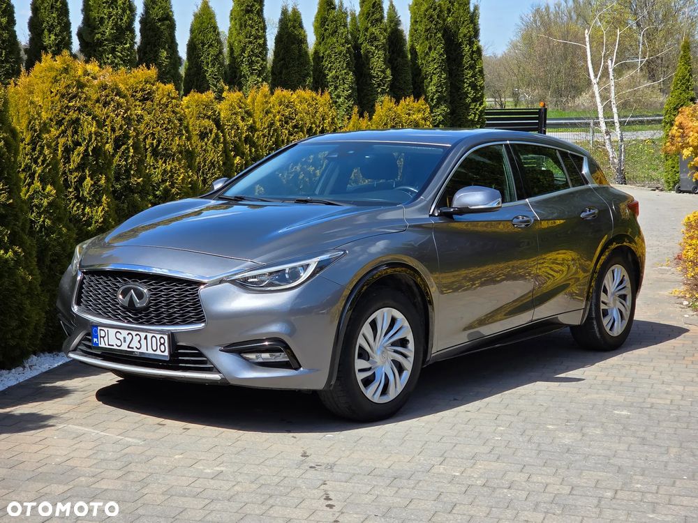 Infiniti Q30 1.5d Business 7DCT - 3