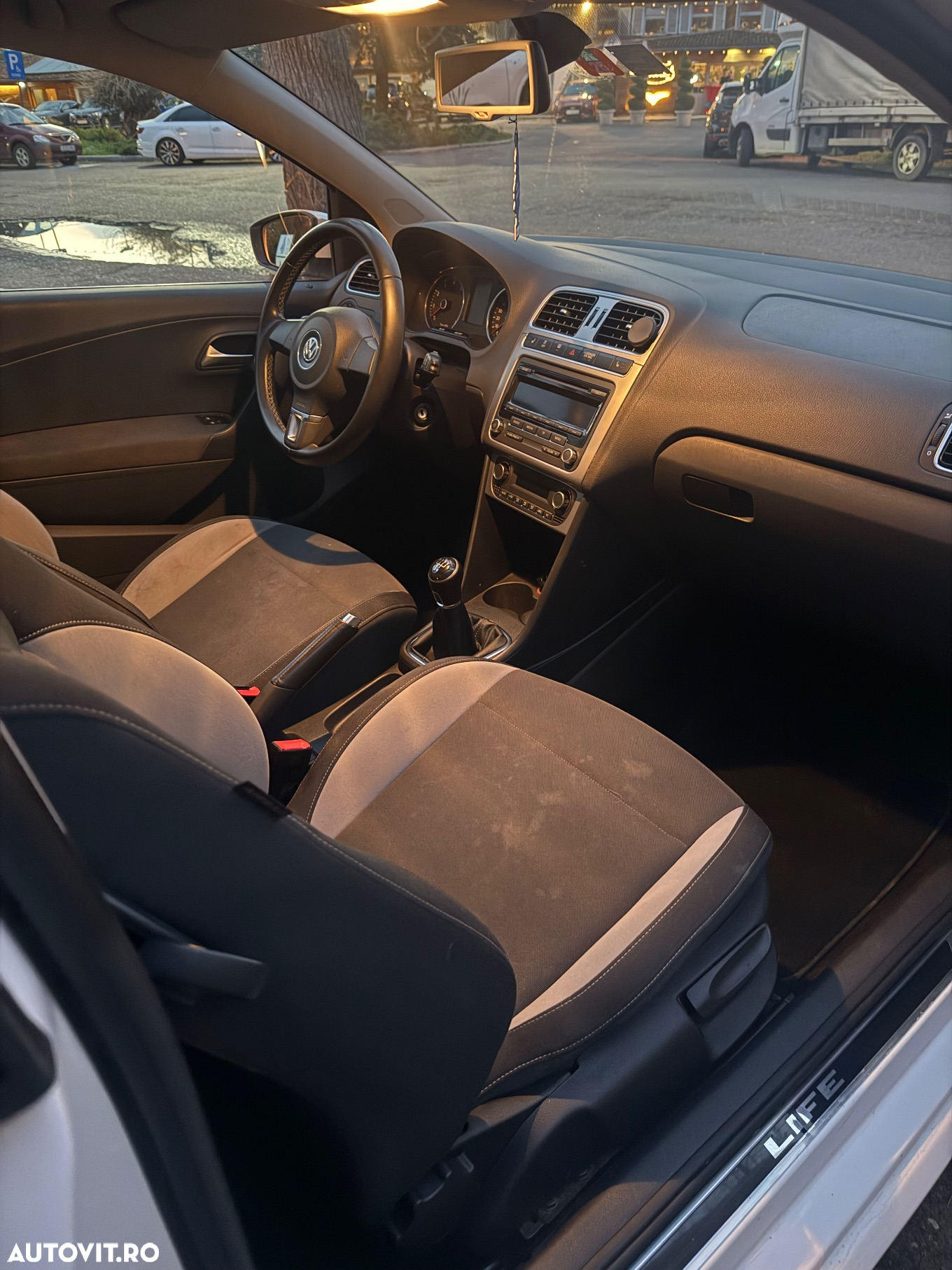 Volkswagen Polo 1.2 Life - 8