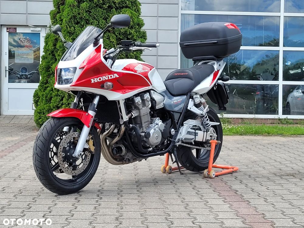 Honda CB - 16