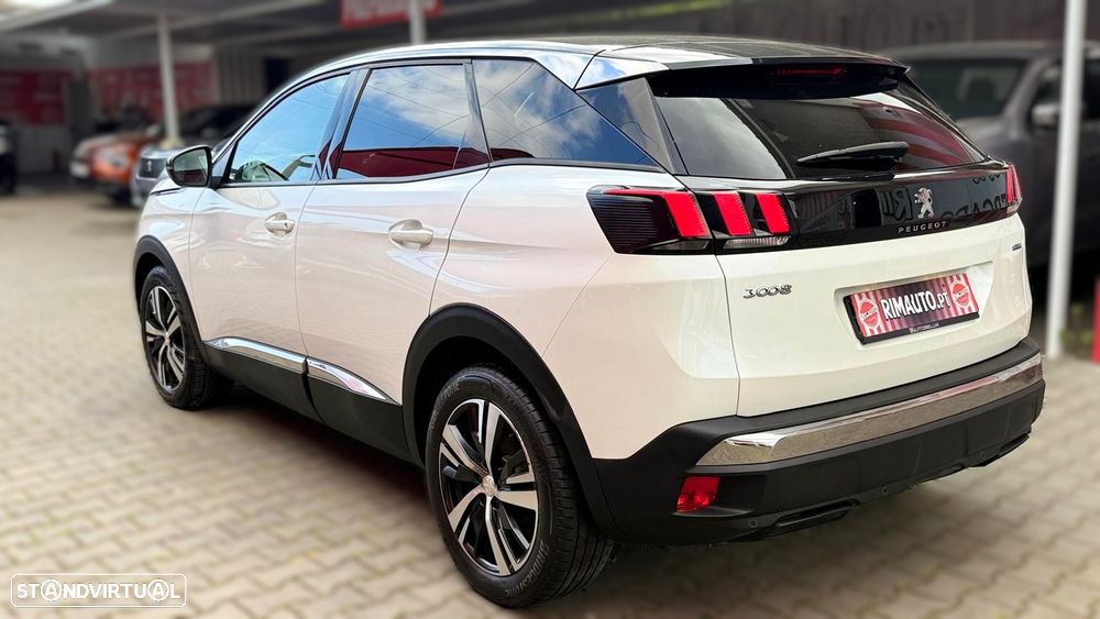 Peugeot 3008 1.2 PureTech Allure J18 - 10