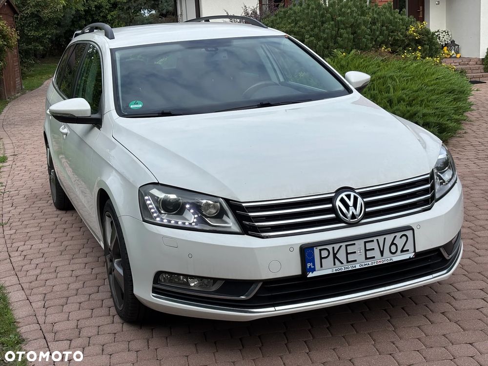 Volkswagen Passat Variant 2.0 TDI DPF Sportline - 13