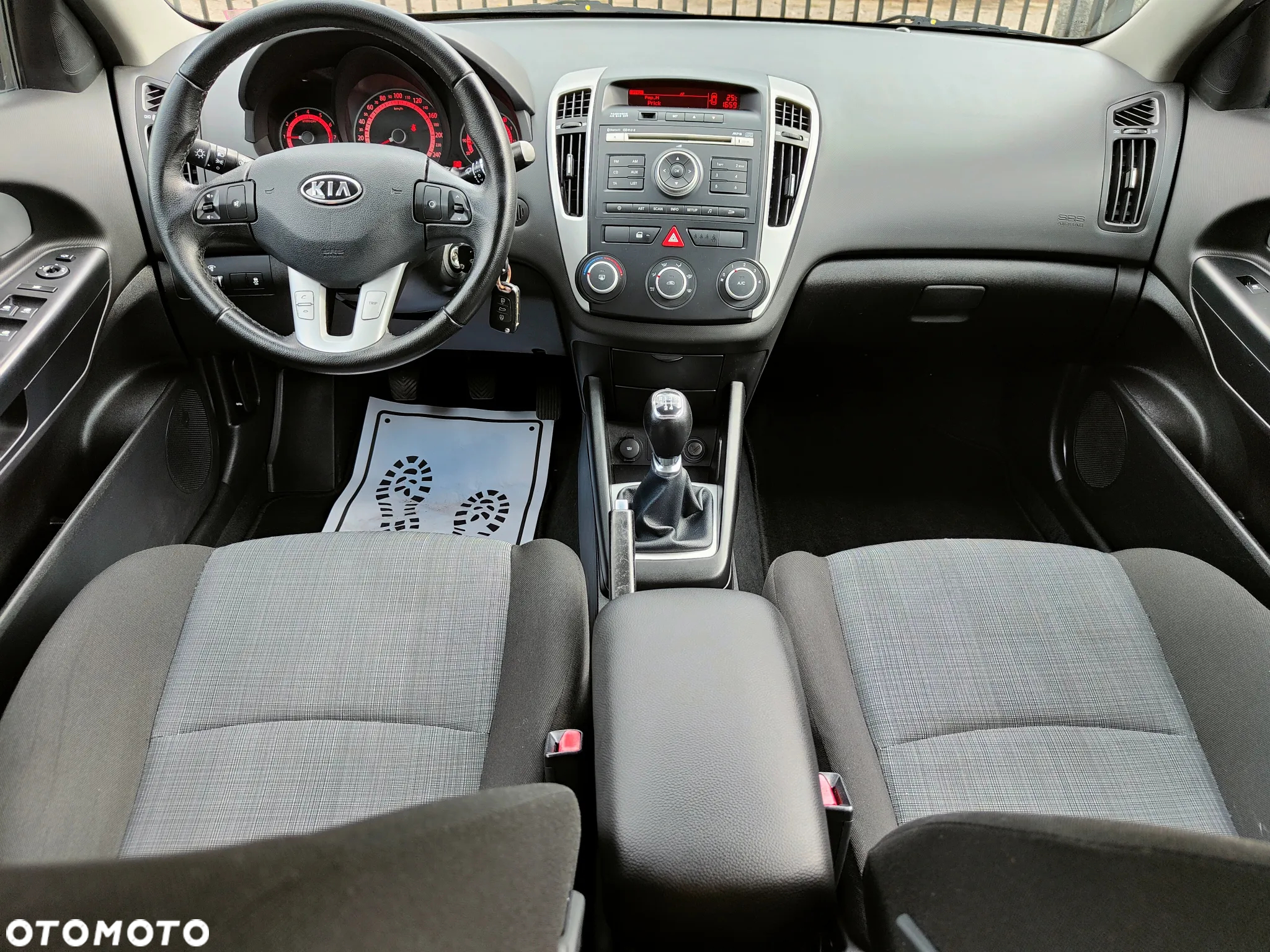 Kia Ceed 1.6 CVVT SW Spirit - 6