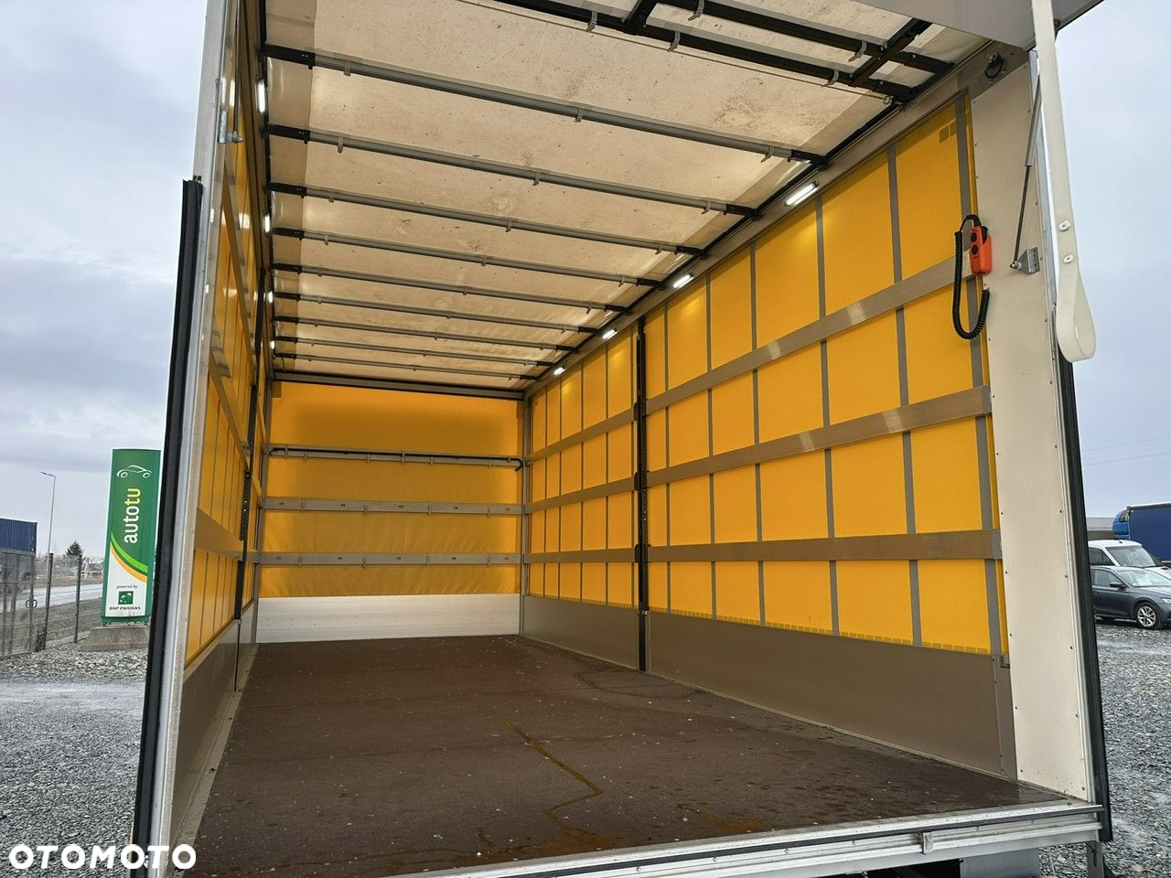 Mitsubishi Fuso Canter - 28
