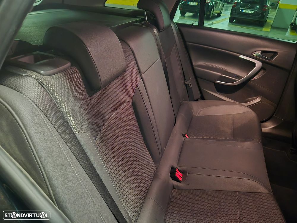 Opel Insignia Sports Tourer 1.6 ECOTEC Exclusive - 35