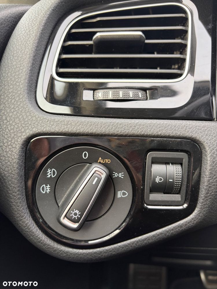 Volkswagen Golf 1.2 TSI BlueMotion Technology Cup - 19