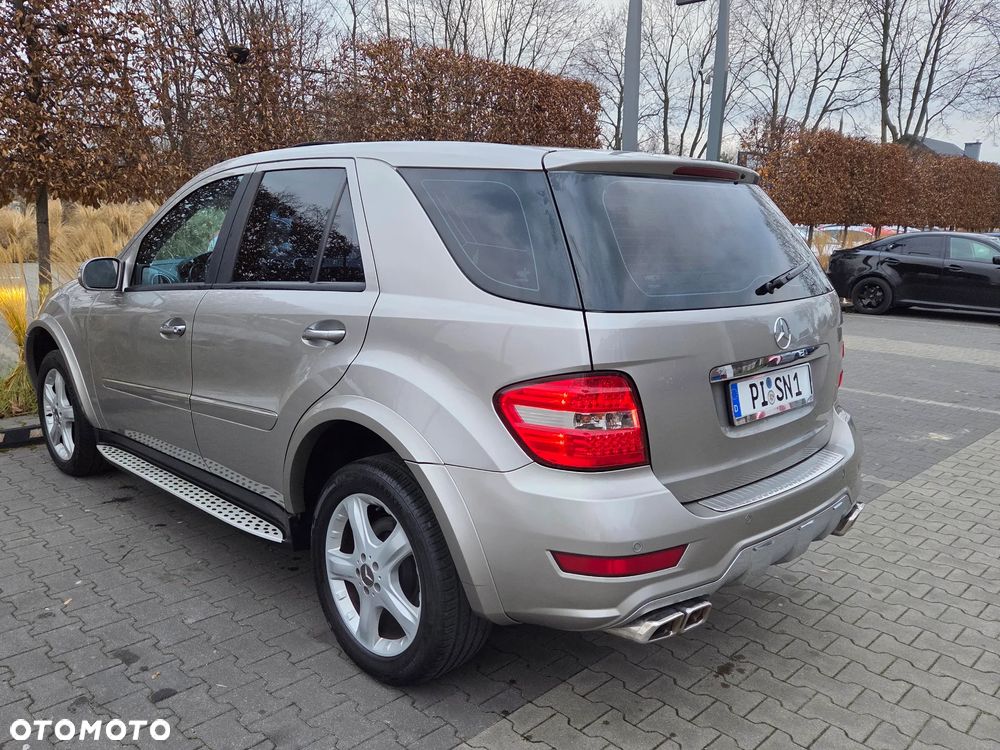 Mercedes-Benz ML - 6