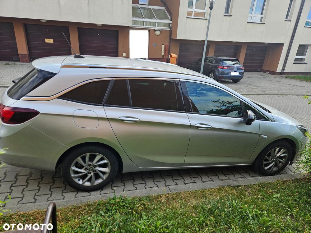 Opel Astra 1.5 CDTI Business Elegance S&S - 4