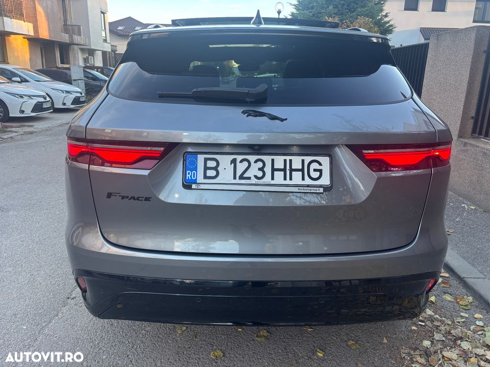 Jaguar F-Pace D200 AWD S - 4