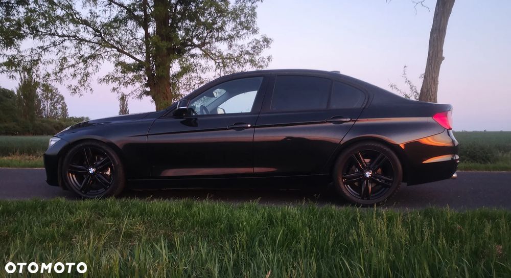 BMW Seria 3 - 17