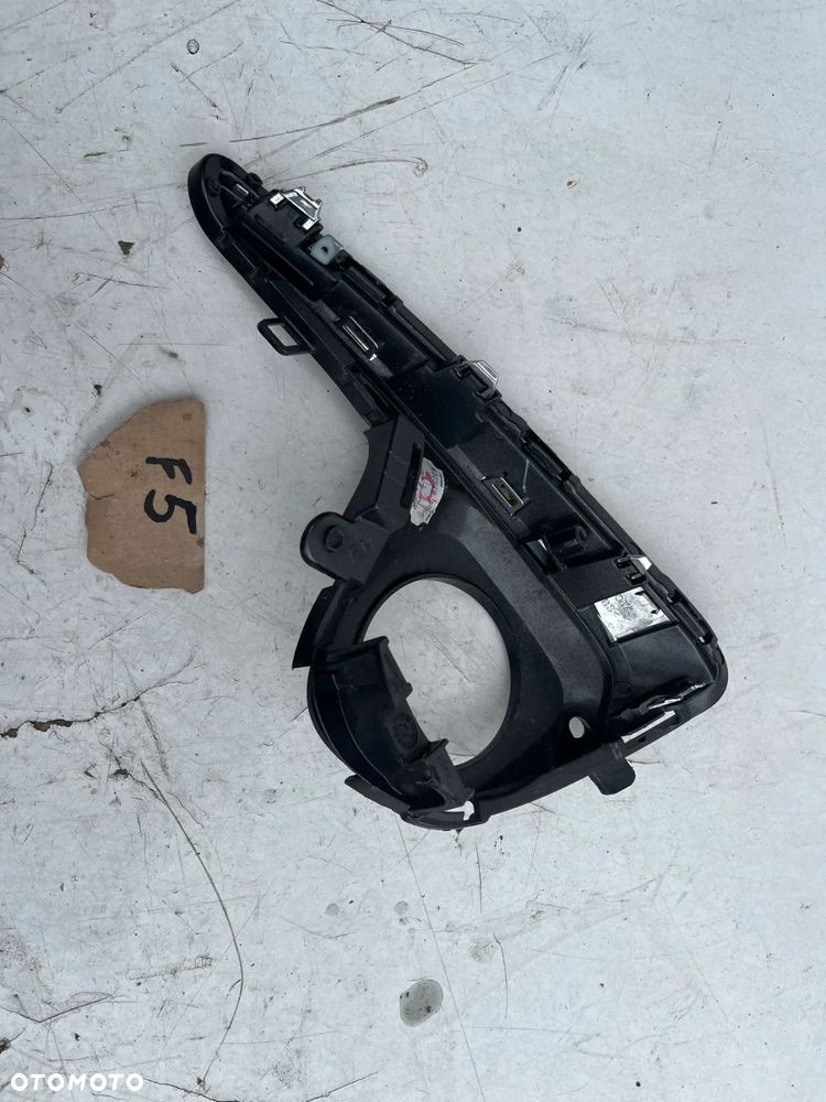 KRATKA ZDERZAKA PRAWY PRAWA PRZÓD PRZEDNIA TOYOTA YARIS III 17- 81481-0D360 - 2