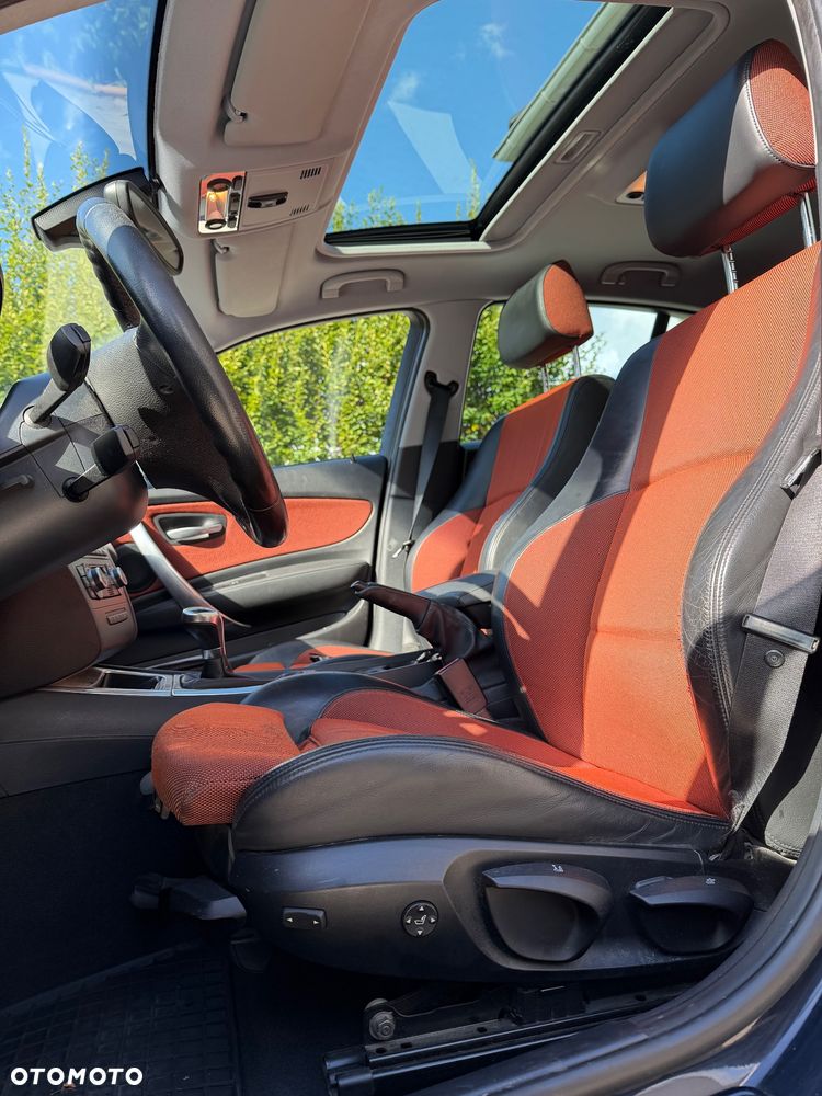 BMW Seria 1 118d - 29