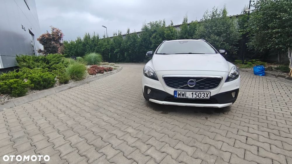 Volvo V40 Cross Country D2 Momentum - 3