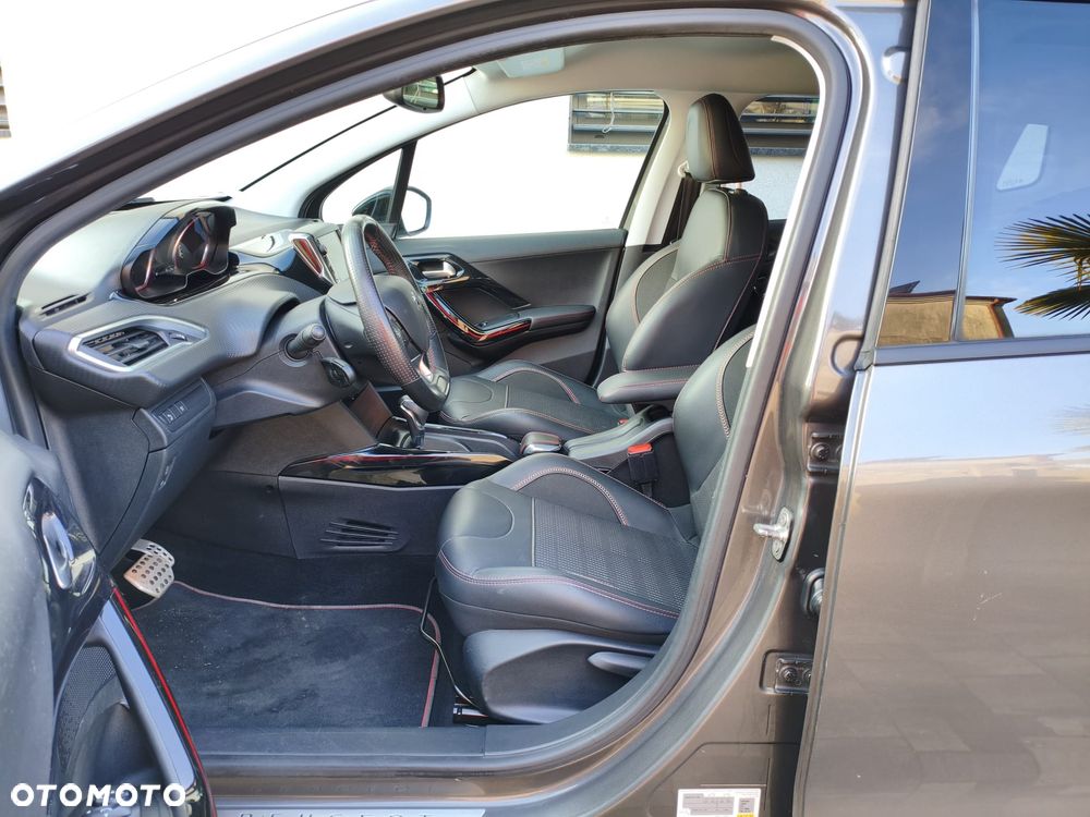 Peugeot 2008 PureTech 110 Stop&Start EAT6 GT-Line Edition - 12