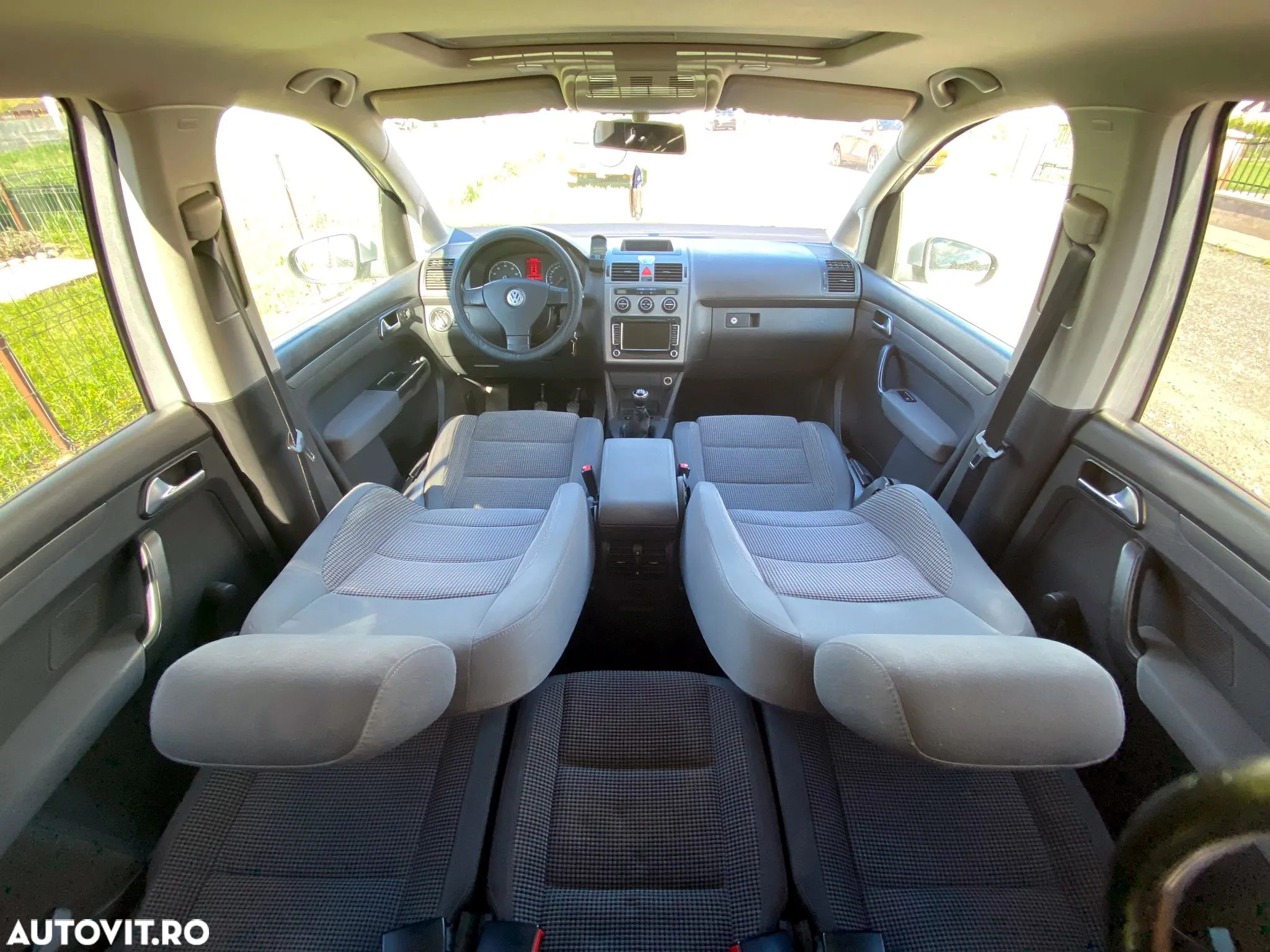 Volkswagen Touran 1.4 TSI Highline - 12