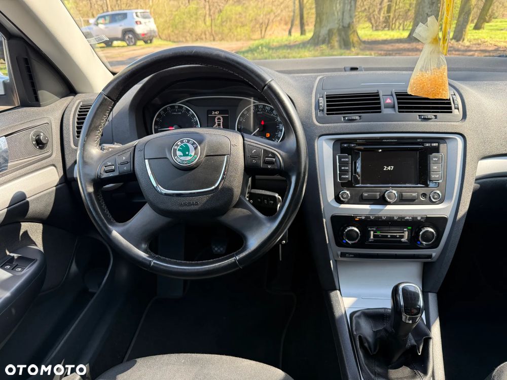 Skoda Octavia 1.6 TDI DPF 4x4 Ambition - 21