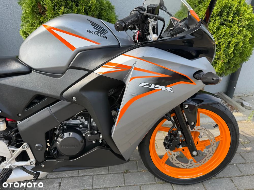 Honda CBR - 14