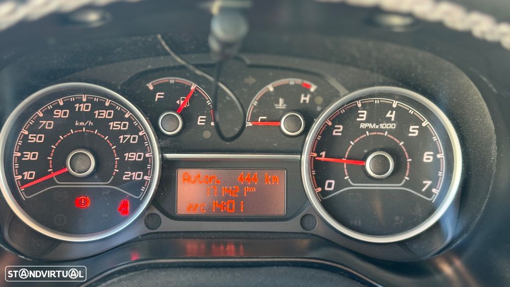 Fiat Doblo 1.3 MJet  3 Lugares A/C - 14