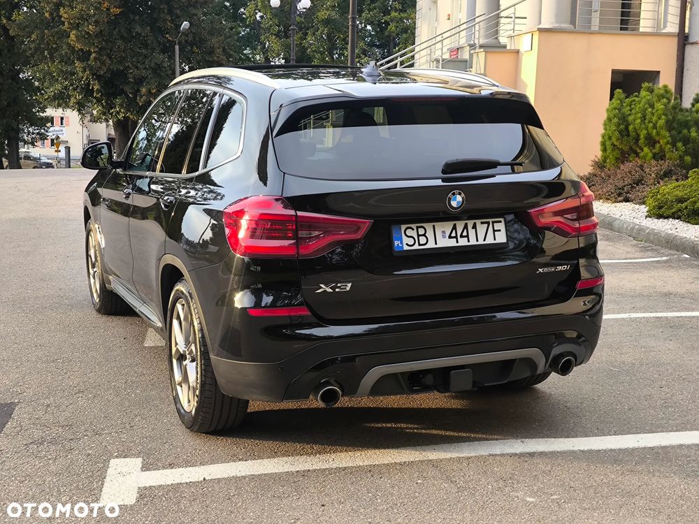 BMW X3 xDrive30i Luxury Line - 6