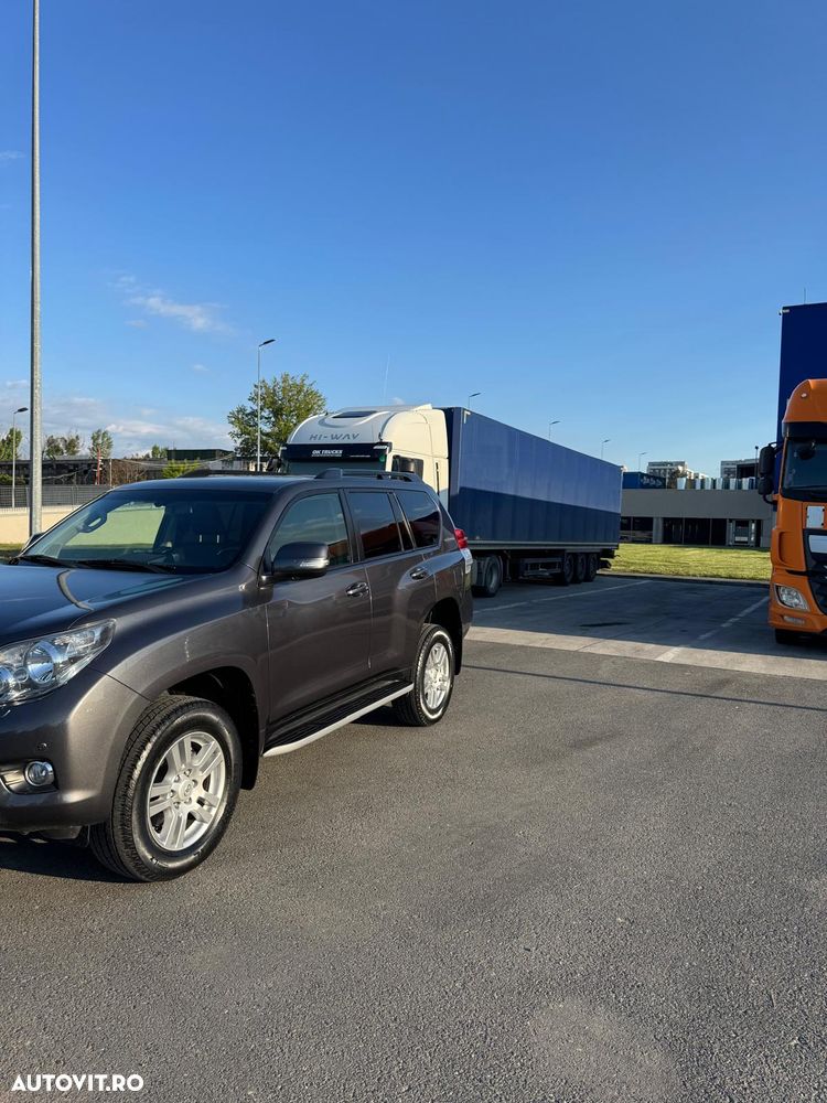 Toyota Land Cruiser 3.0l Turbo D-4D A/T Luxury - 35
