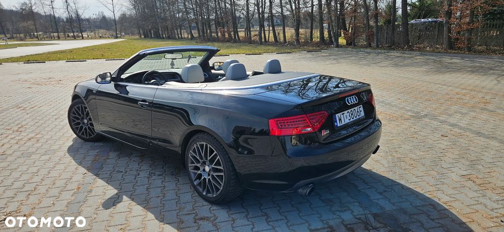 Audi A5 Cabrio 2.0 TFSI quattro S tronic - 10