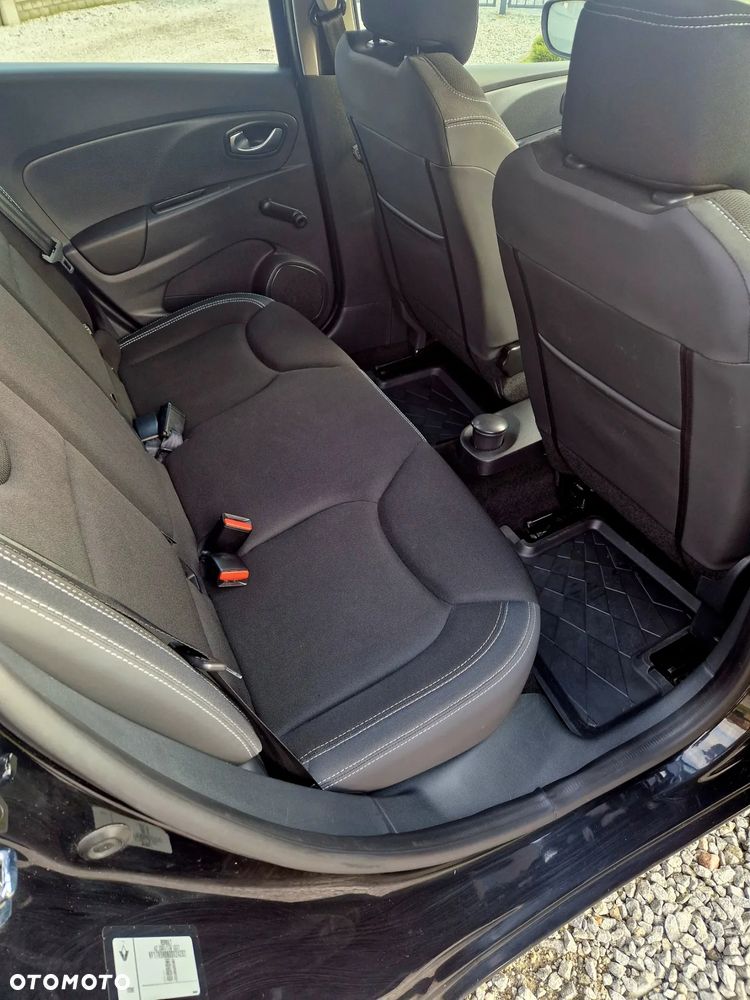 Renault Clio 1.2 16V 75 Experience - 19