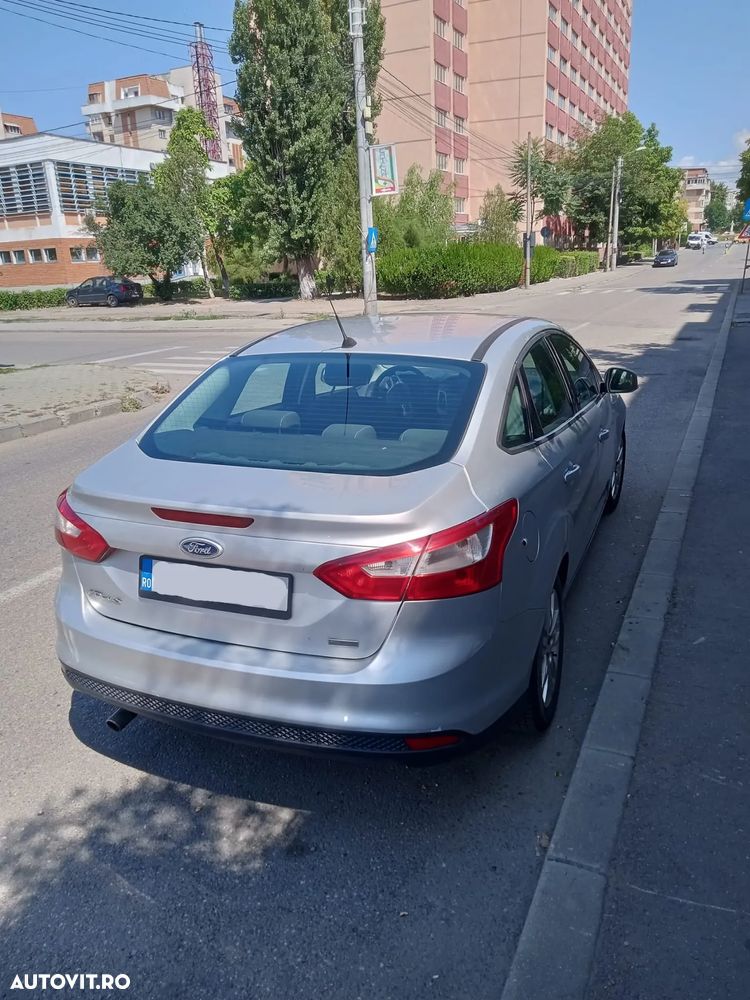 Ford Focus - 4