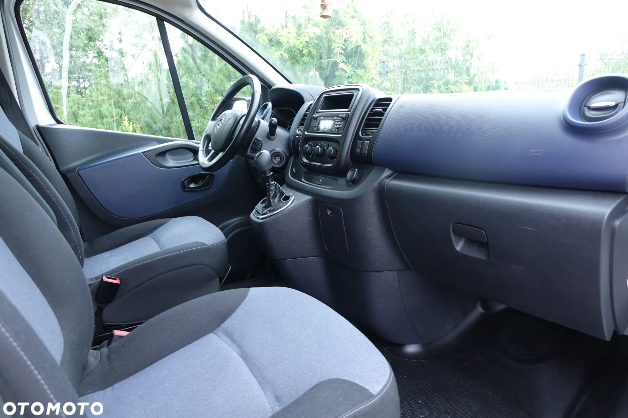 Opel Vivaro brygadówka LONG L2H1 + bagażnik dachowy - 8