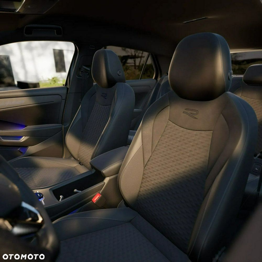 Volkswagen T-Roc - 12