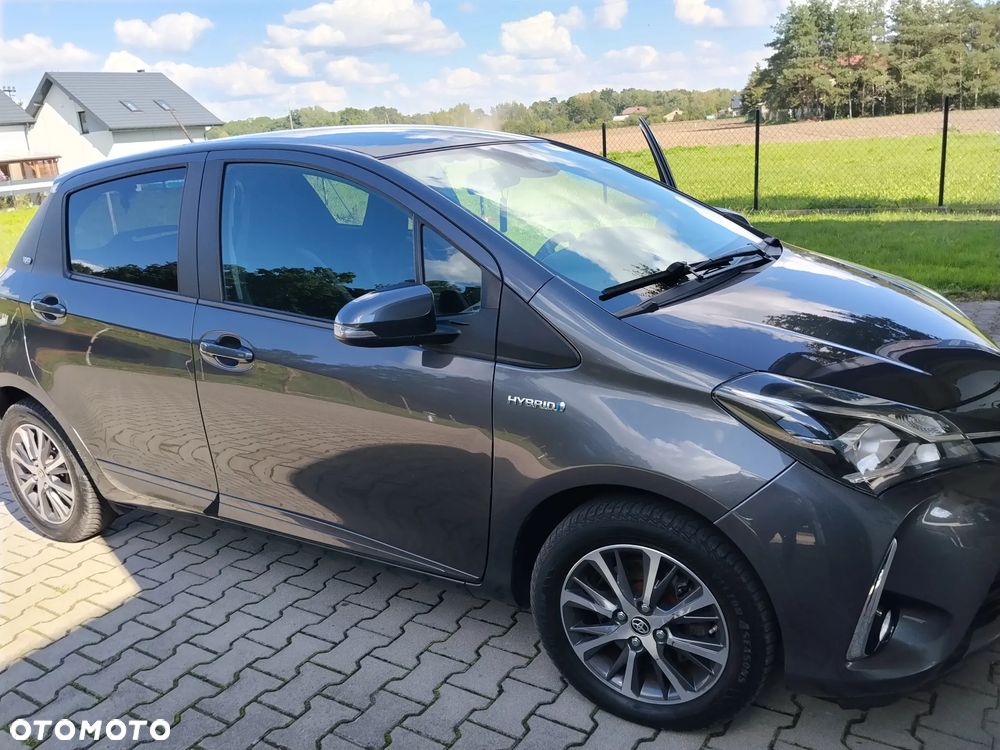 Toyota Yaris - 10