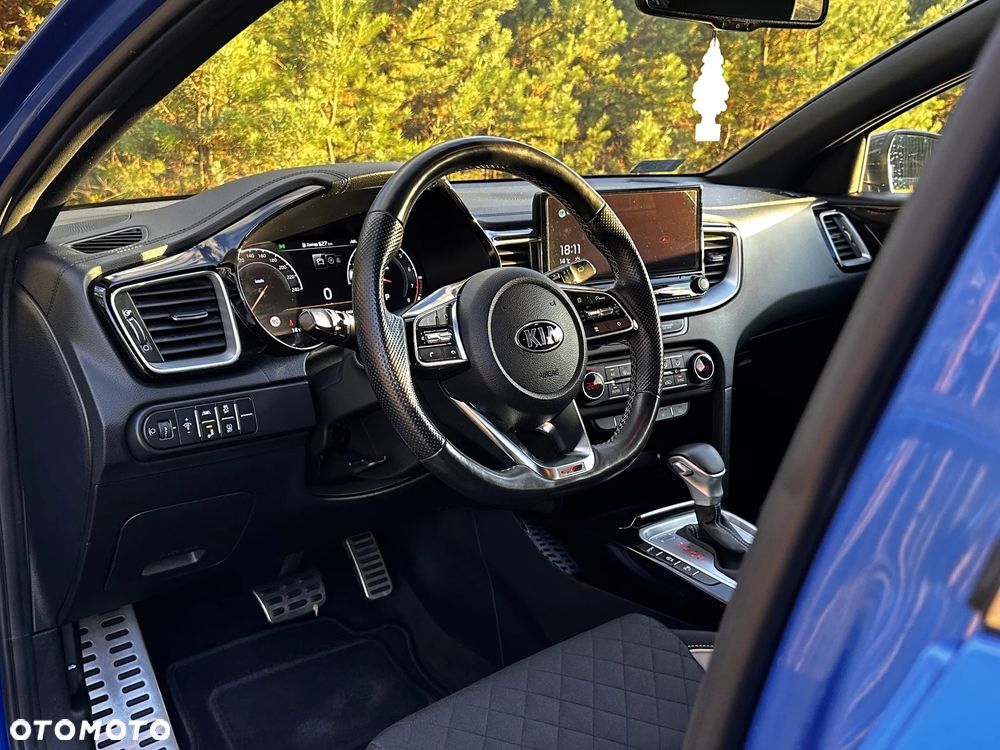 Kia ProCeed - 18