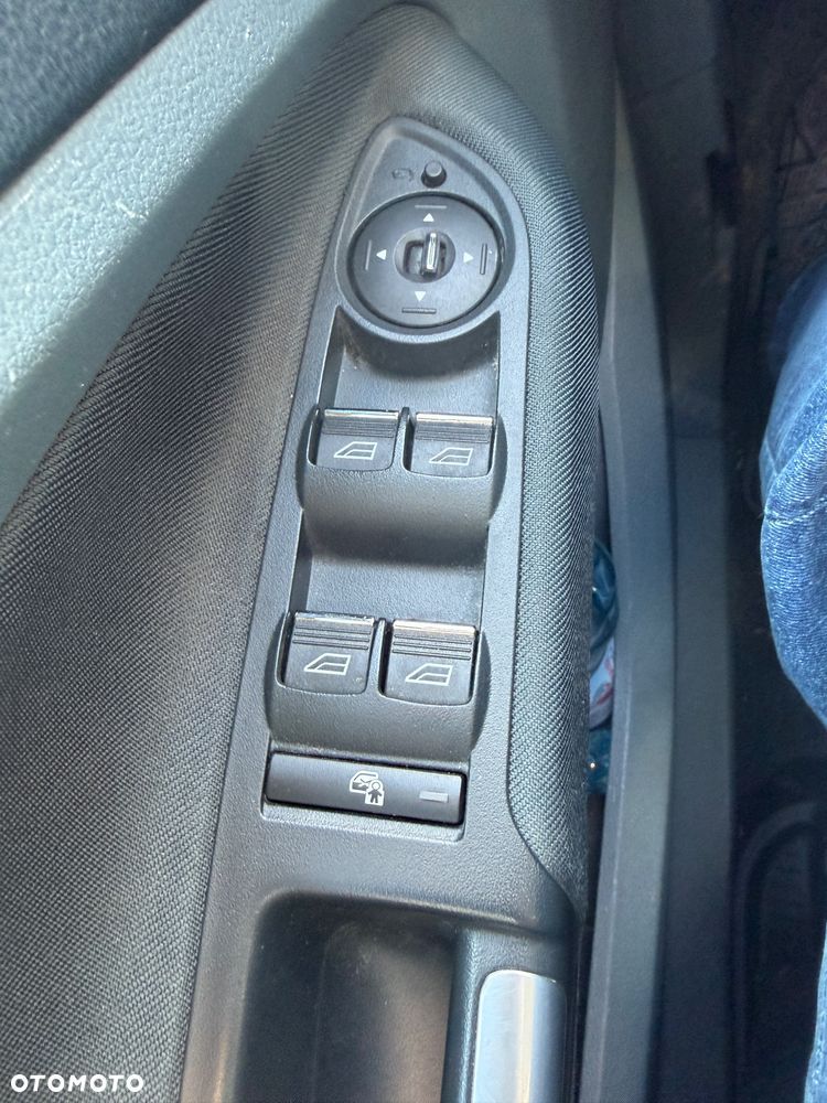 Ford C-MAX 1.6 TDCi Start-Stop-System Titanium - 15