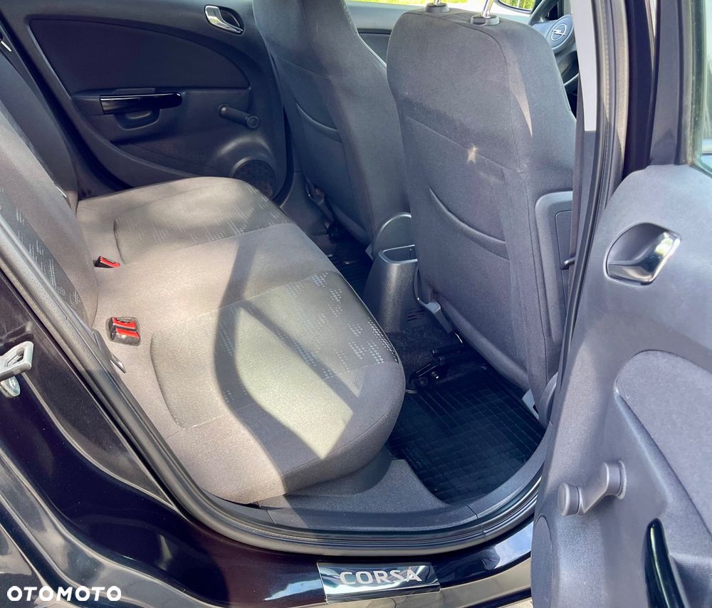 Opel Corsa - 28