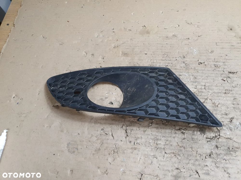 kratka zderzaka prawa SEAT LEON II 1P0853666A - 1