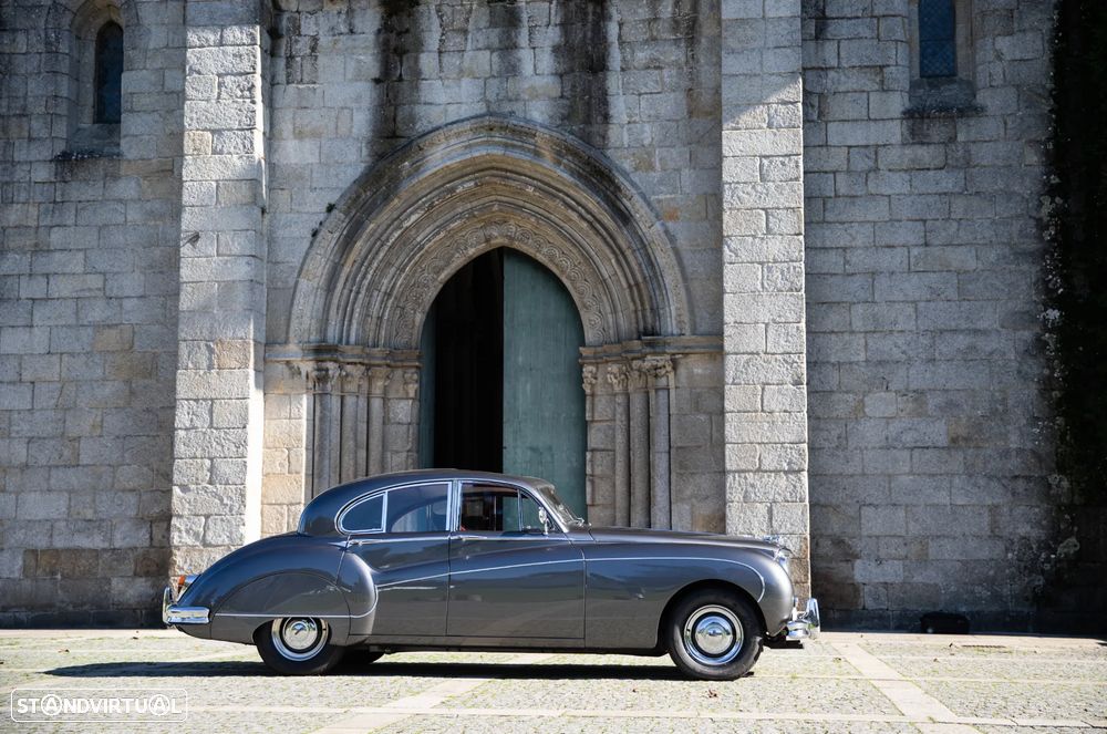 Jaguar MK IX - 9
