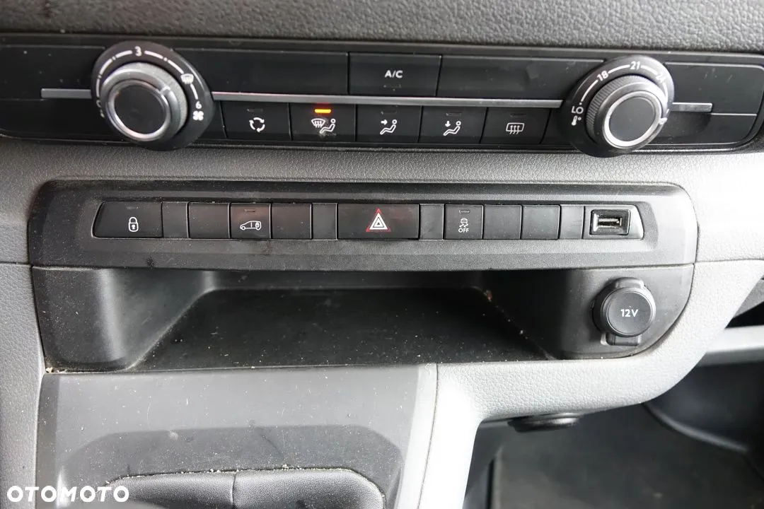 Peugeot EXPERT / FURGON / LONG / BlueHDi  / VAT 23% - 23