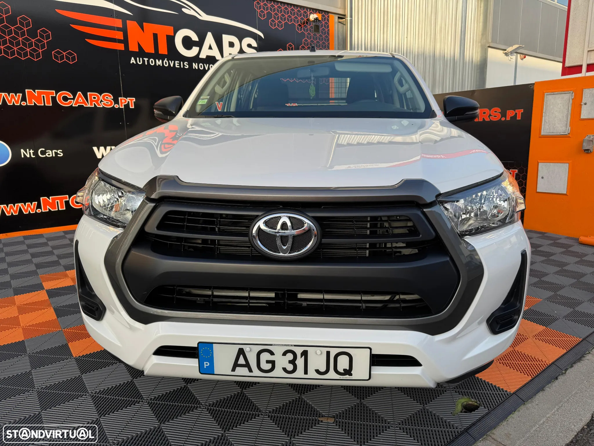 Toyota hilux 2.4 d-4d 4wd cd cm 3lug - 2