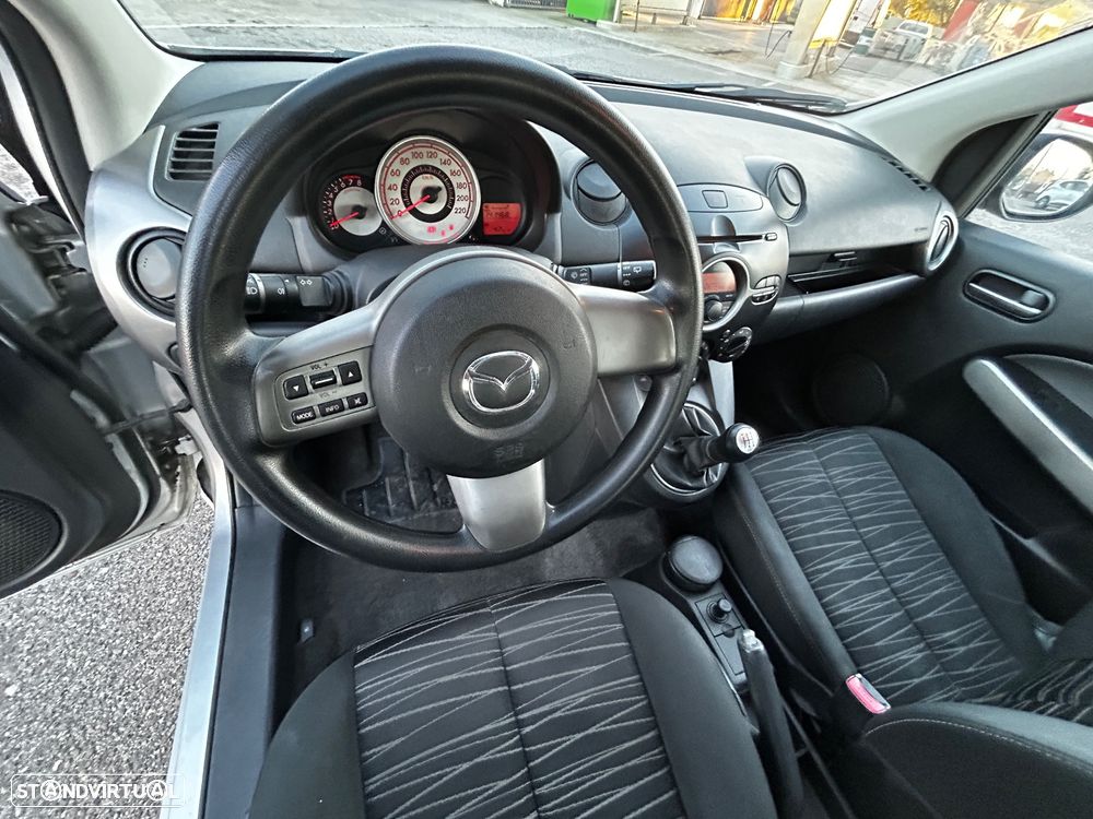 Mazda 2 1.3 MZR Core - 19