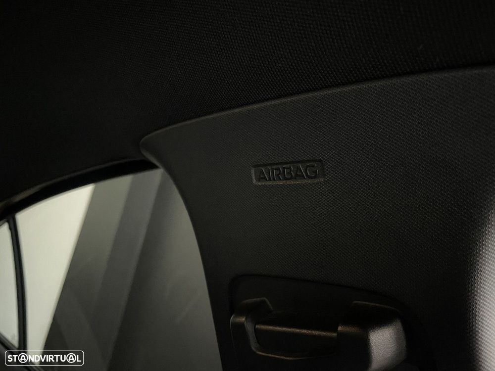 Ford Focus 1.0 EcoBoost Active - 31