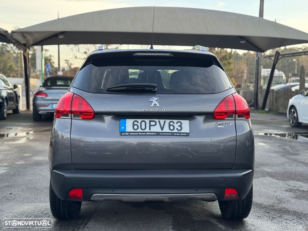 Peugeot 2008 1.2 PureTech Allure - 7