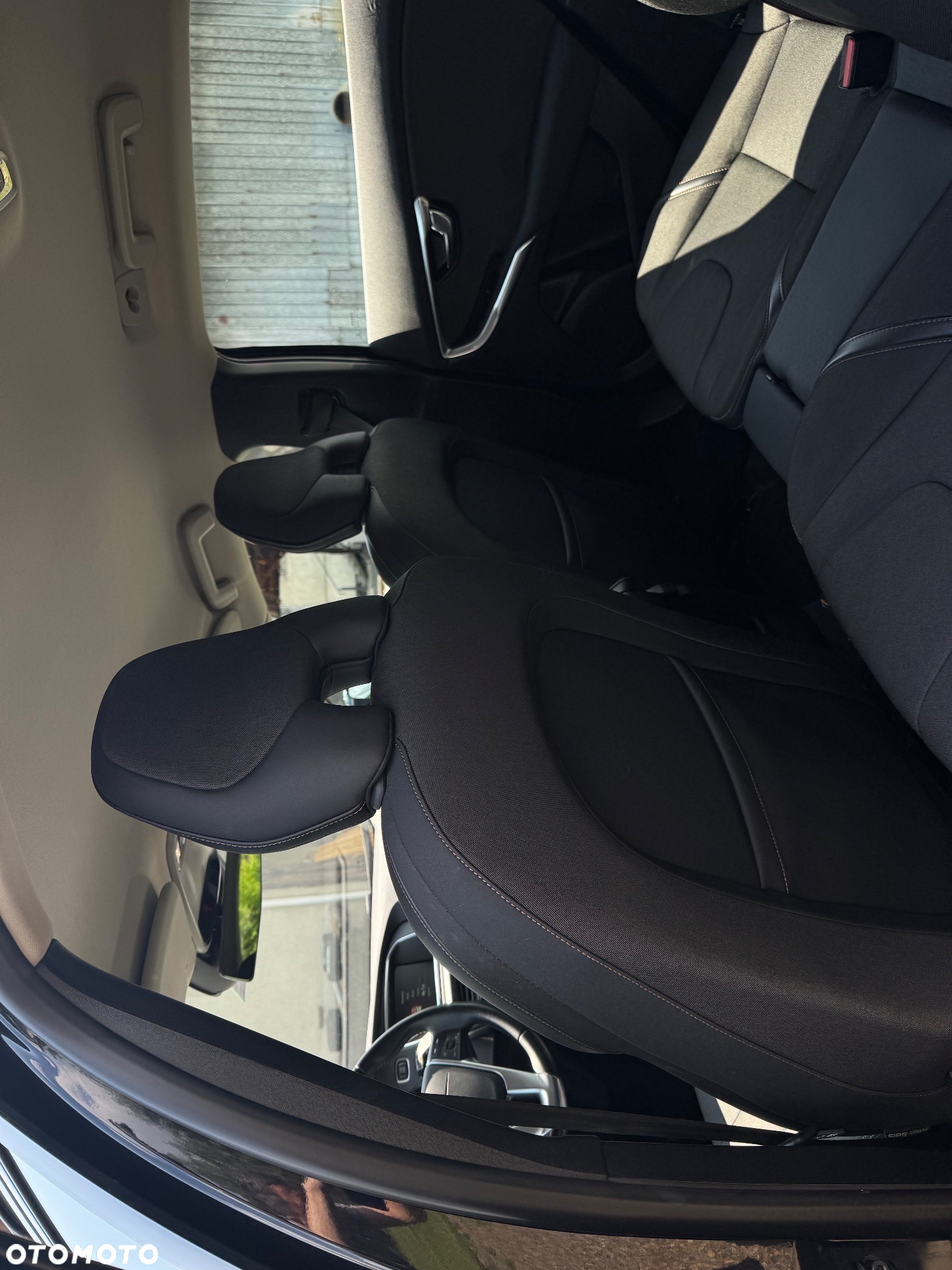 Volvo V40 Cross Country D3 Momentum - 23