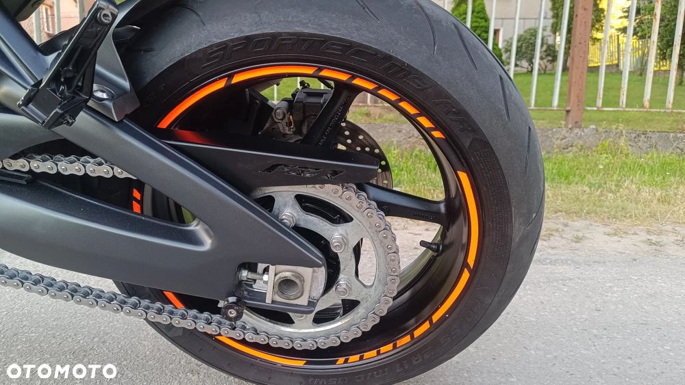 Yamaha FZ - 6