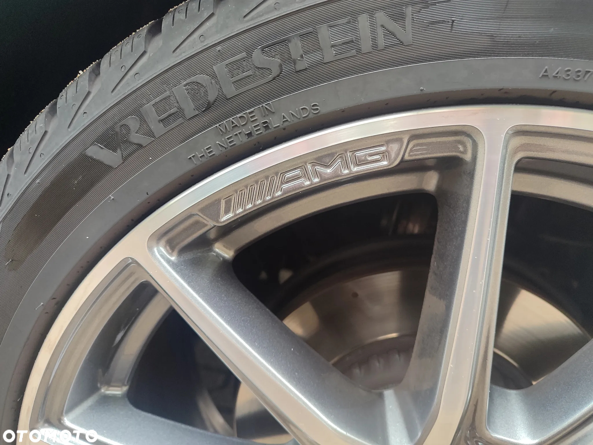 Mercedes-Benz Klasa E 300 d T 9G-TRONIC - 8
