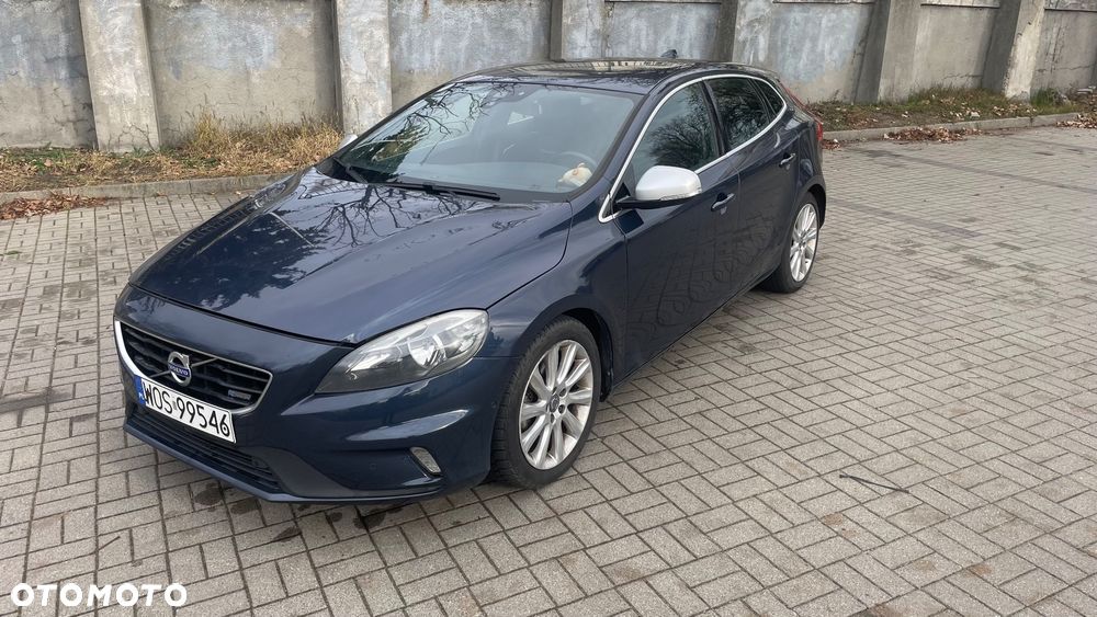 Volvo V40 D2 R Design - 13