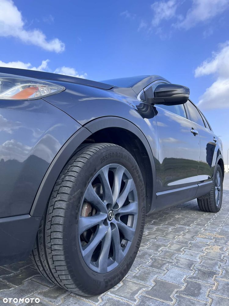 Mazda CX-9 - 16
