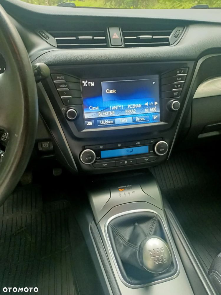 Toyota Avensis 2.0 D-4D Active Business - 6